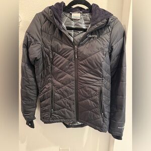 Columbia Women's Black Puffer Jacket sz CS
